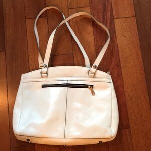 Patricia Nash leather purse